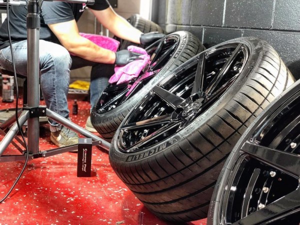 你的輪框有鍍膜嗎？離地面越近的部位越需要保養！